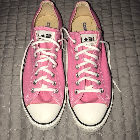 Converse Shoes - NWOT Pink converse